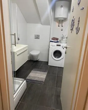 Lägenhet Vinko